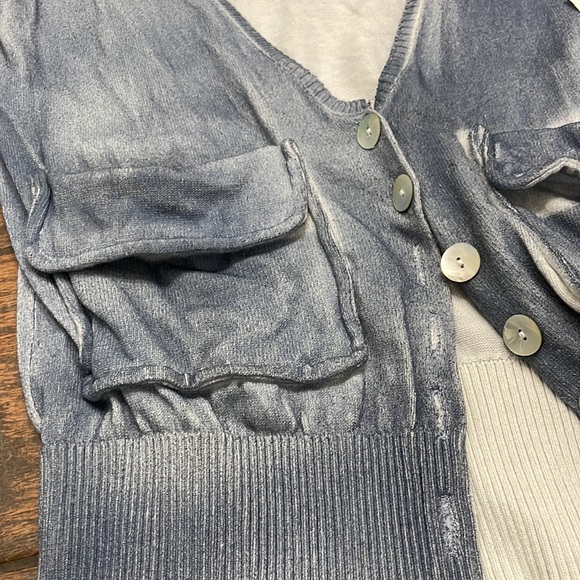 Alpinestars airbrushed cardigan with lady pearl she’ll like buttons - Picture 6 of 10